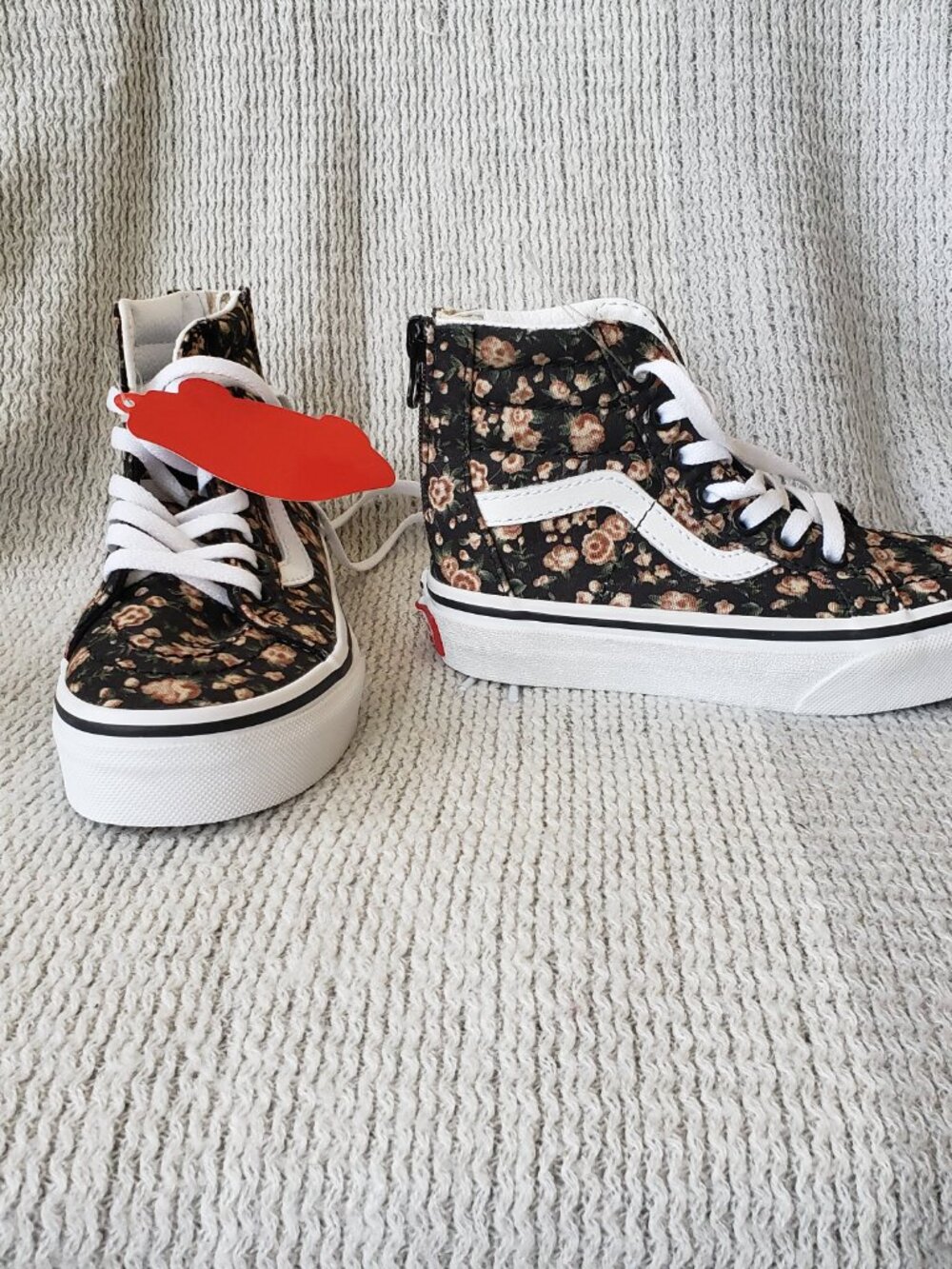NWT NIB Vans Rose Dreams Sk8 Hi Zip Black White Girls Size 11 - Picture 7 of 15